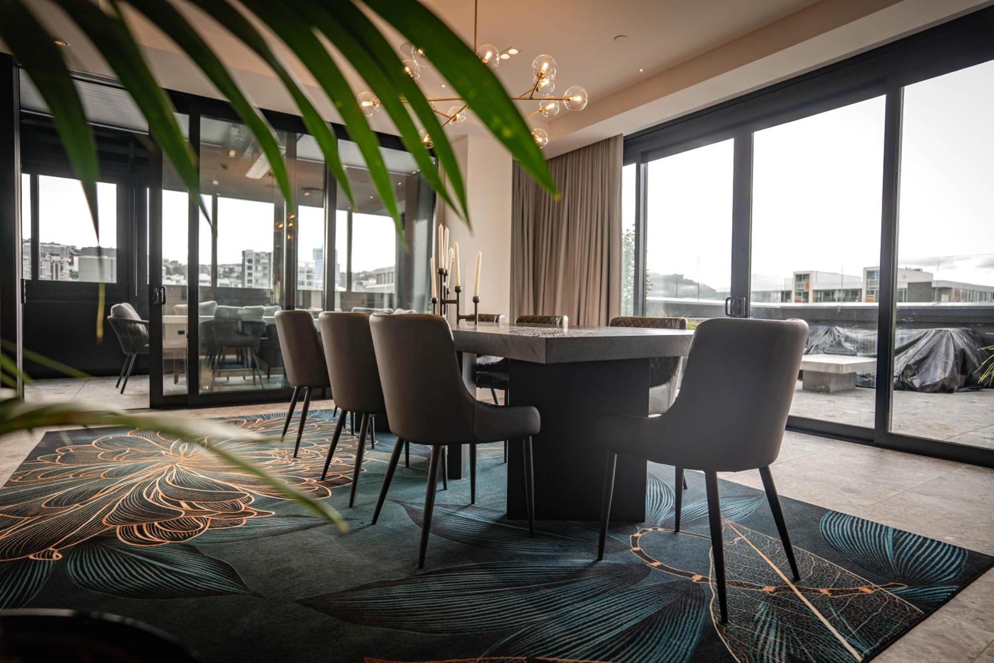 Отель Tryp By Wyndham Wellington, Tory Street Экстерьер фото