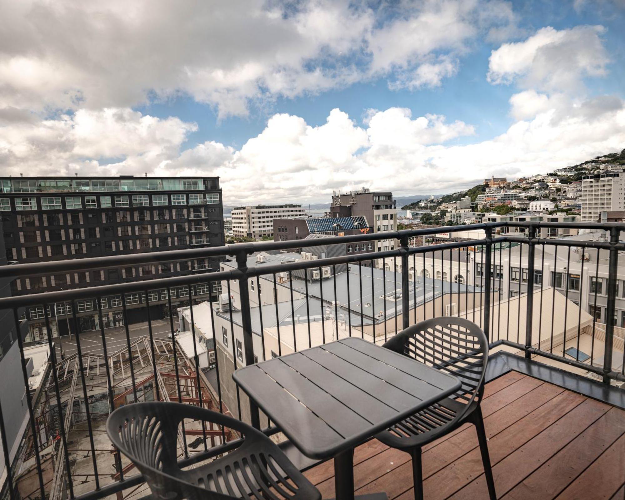 Отель Tryp By Wyndham Wellington, Tory Street Экстерьер фото