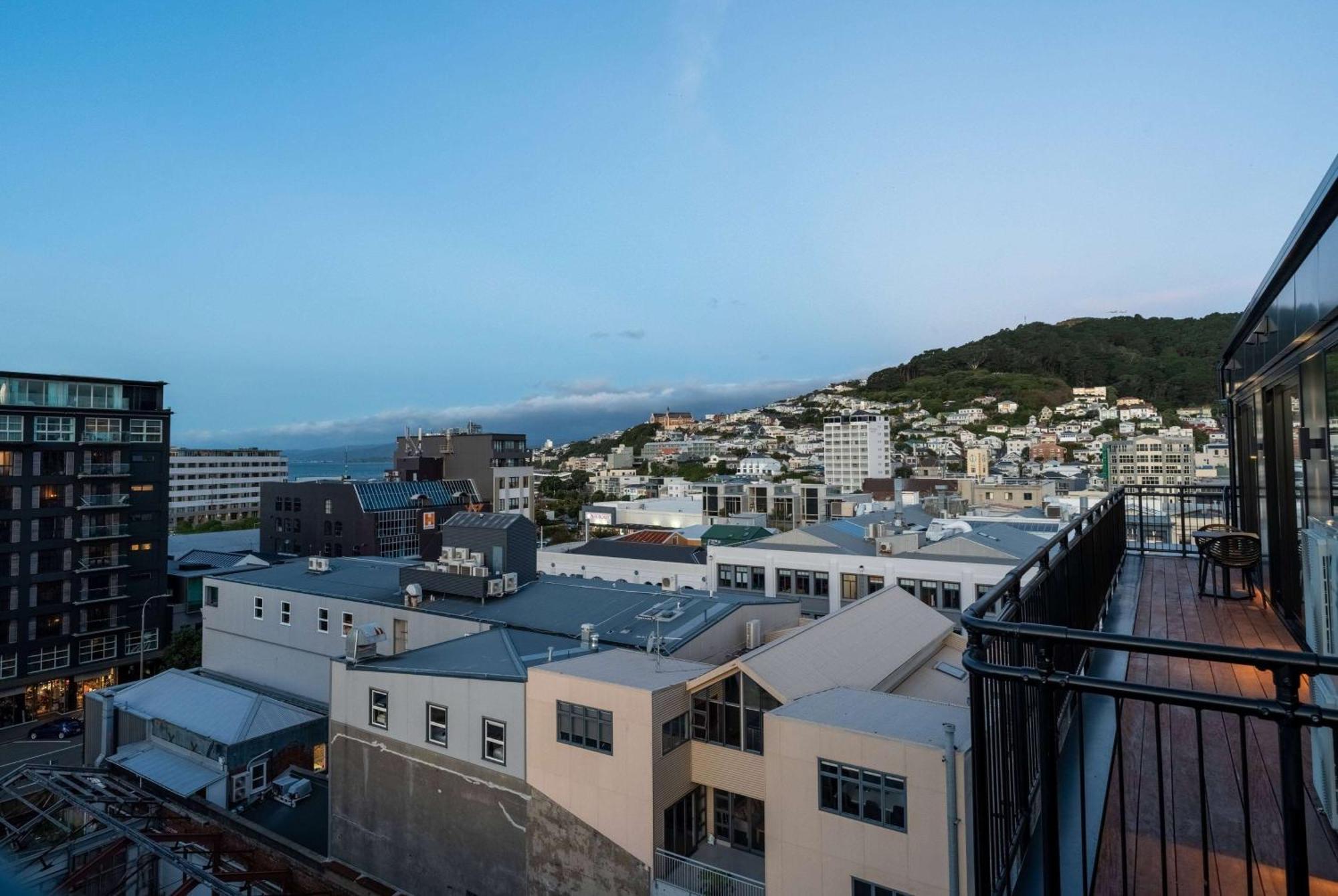 Отель Tryp By Wyndham Wellington, Tory Street Экстерьер фото