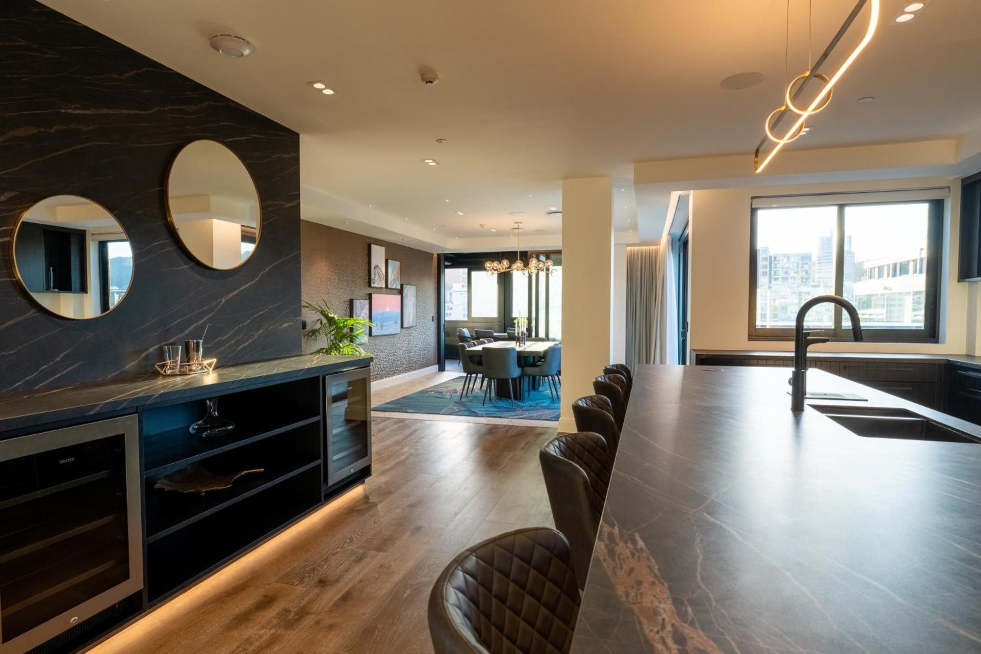 Отель Tryp By Wyndham Wellington, Tory Street Экстерьер фото