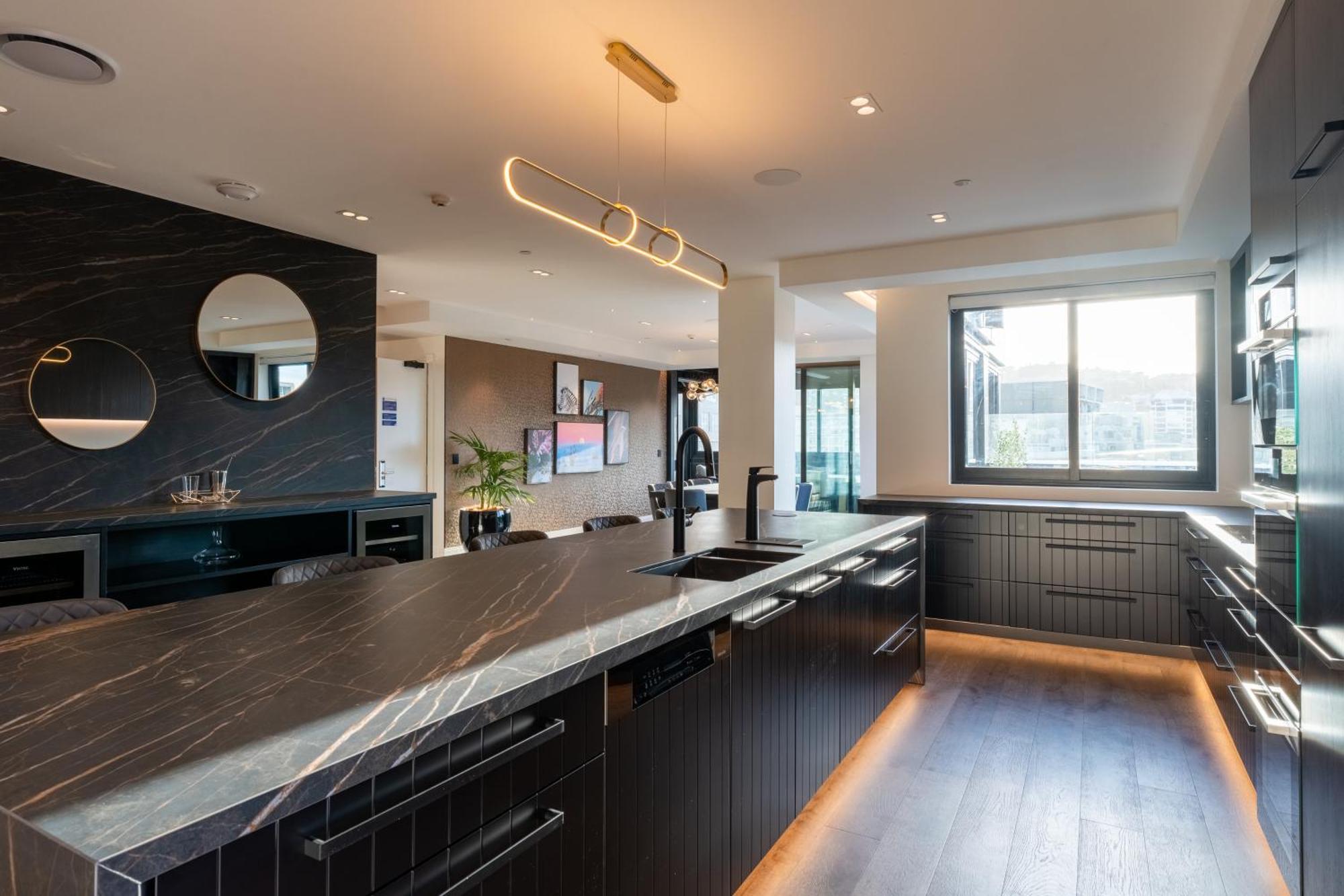 Отель Tryp By Wyndham Wellington, Tory Street Экстерьер фото