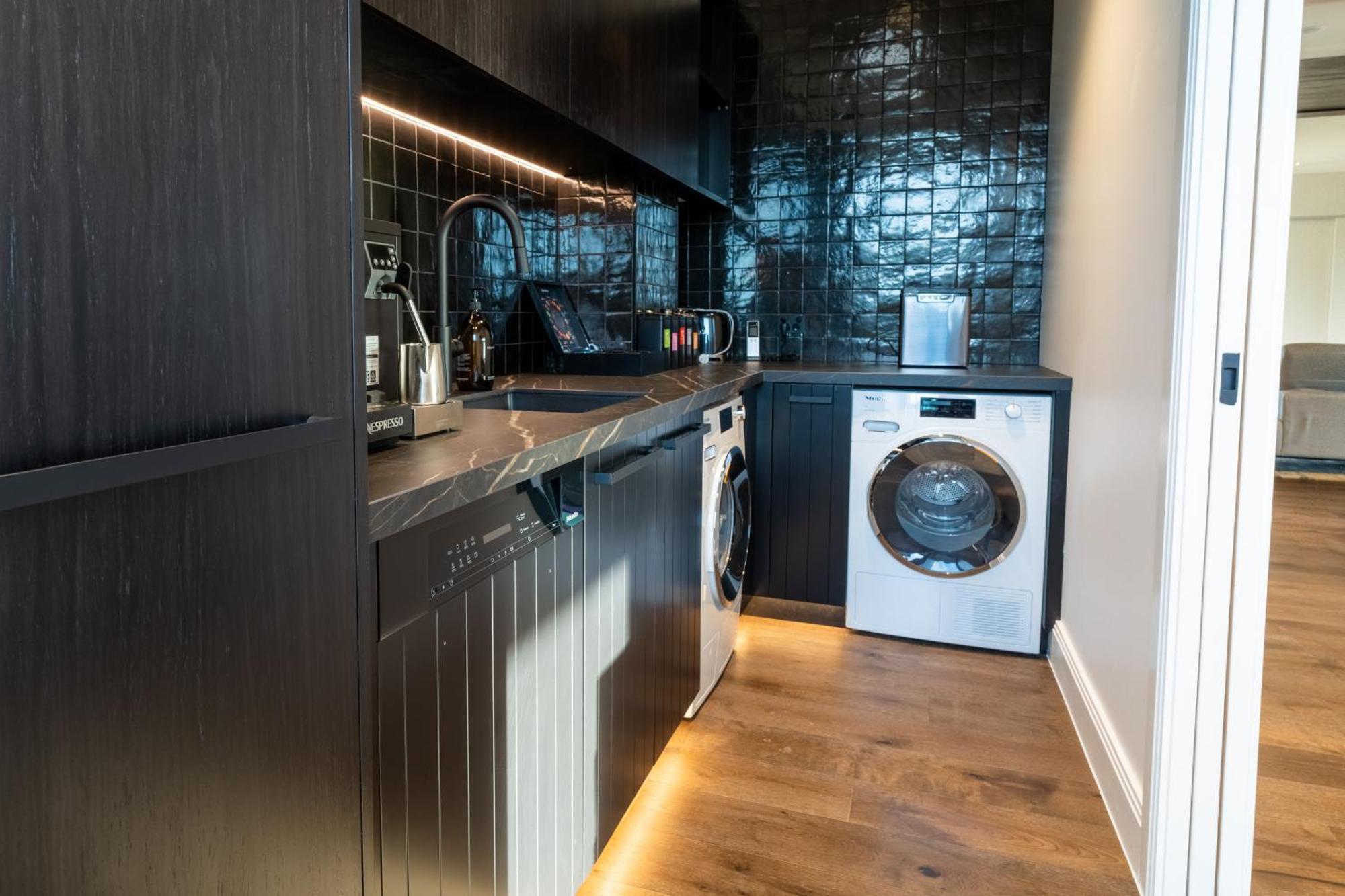 Отель Tryp By Wyndham Wellington, Tory Street Экстерьер фото
