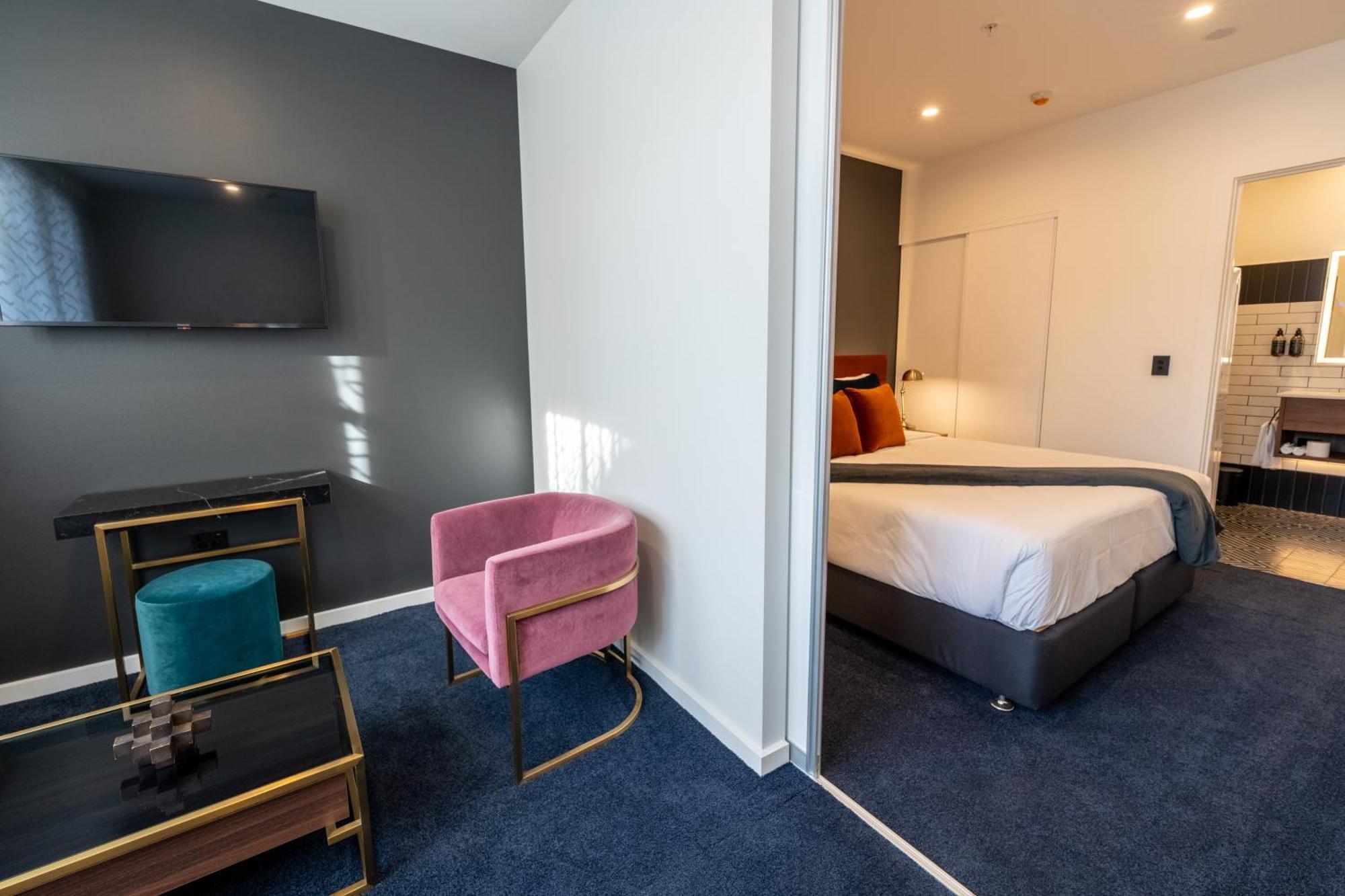 Отель Tryp By Wyndham Wellington, Tory Street Экстерьер фото