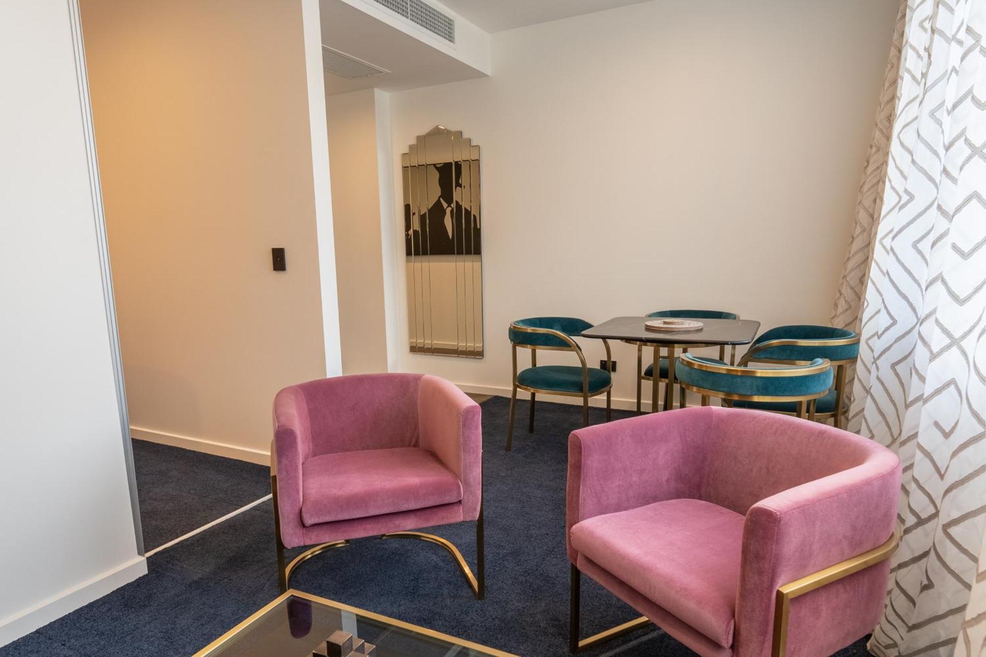 Отель Tryp By Wyndham Wellington, Tory Street Экстерьер фото