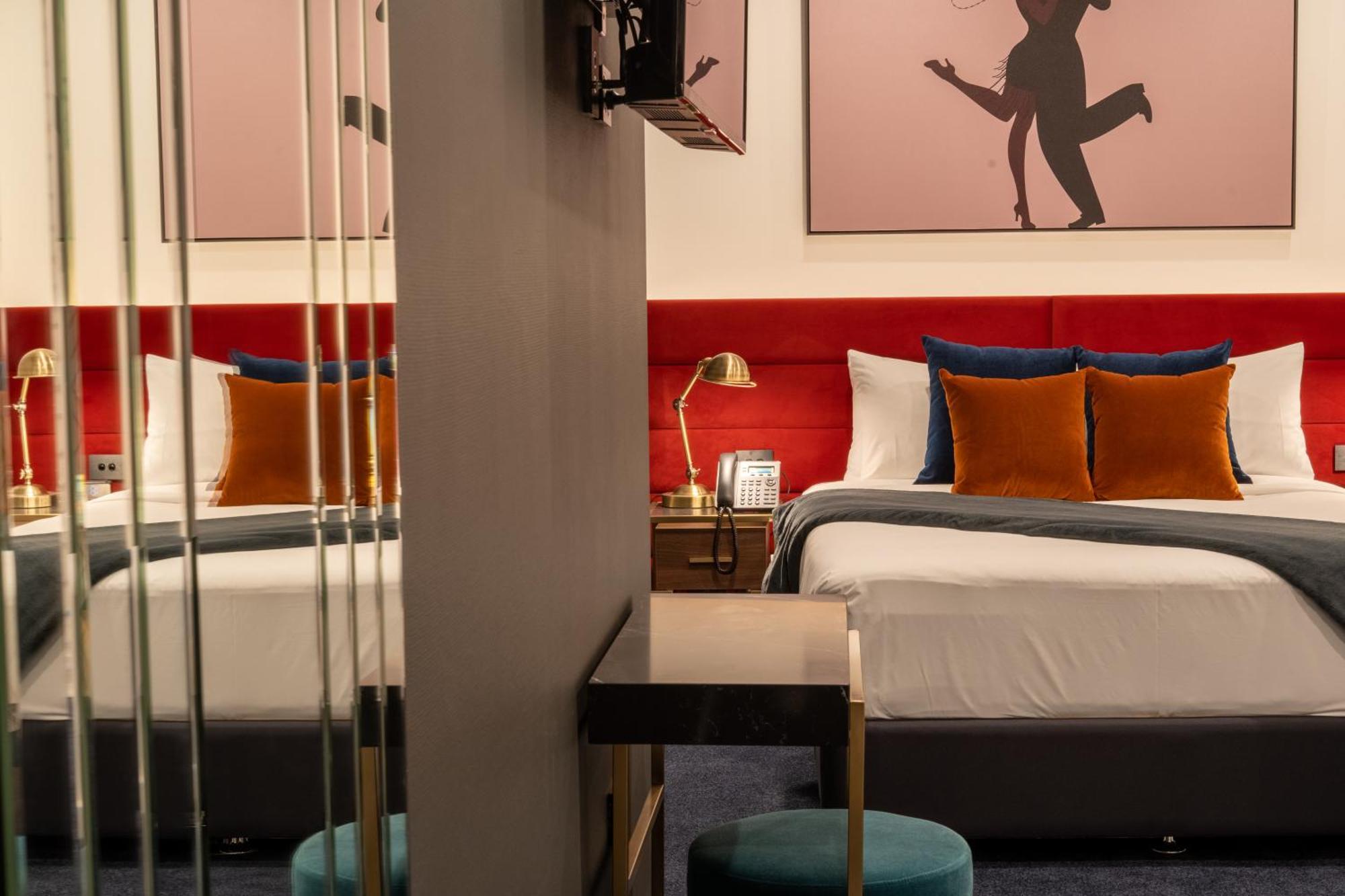 Отель Tryp By Wyndham Wellington, Tory Street Экстерьер фото