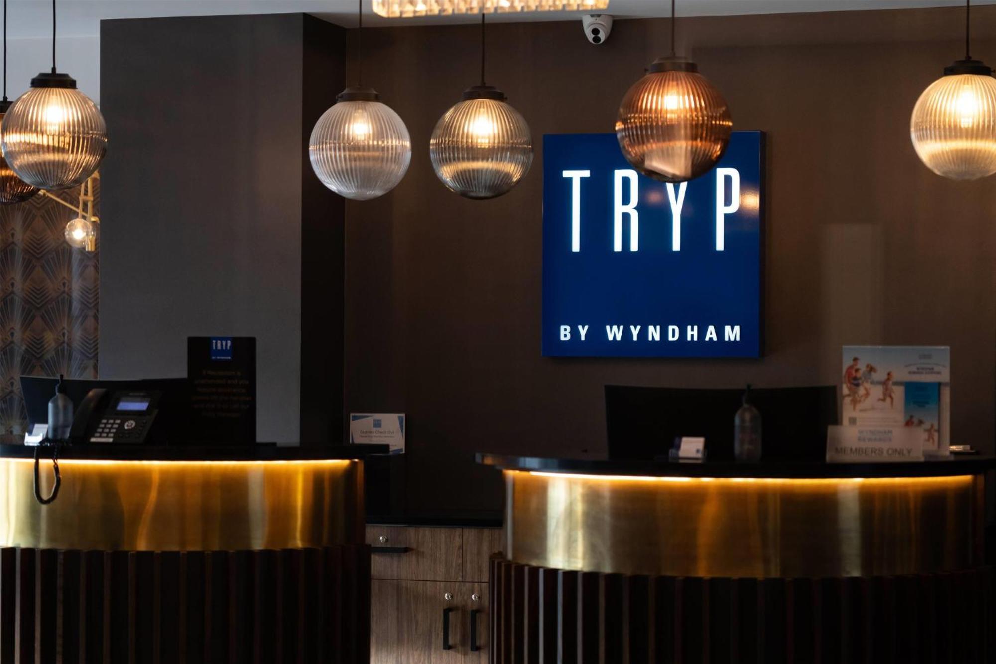 Отель Tryp By Wyndham Wellington, Tory Street Экстерьер фото